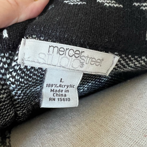 Mercer Street Studio Black & White Button Front   Stitch Motif Cardigan/Jacket. - Picture 10 of 12